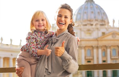 Mutlu anne ve bebek kız doğum Via san pietro v portresi