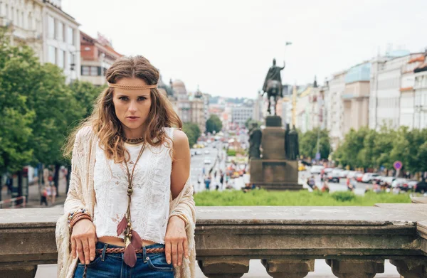 Bohemian woman tourist standing on Wenceslas Square, Prague — 스톡 사진