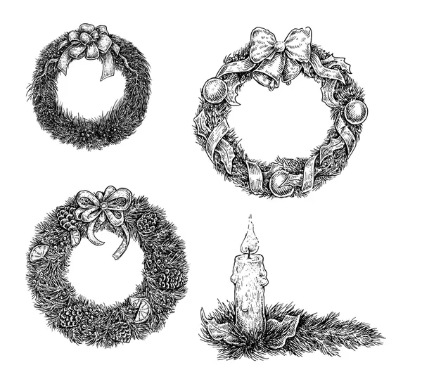 Noel tasarım öğeleri kümesi. El çizmek mürekkep Noel çelenk.