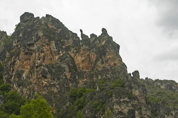 侵蚀的岩石山 — 图库照片