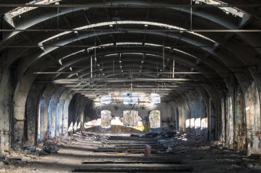 Eski terk edilmiş tren tesisi