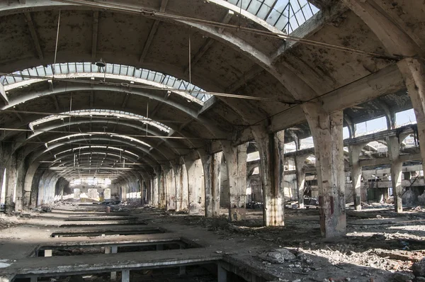 Vecchio impianto ferroviario abbandonato — Foto Stock