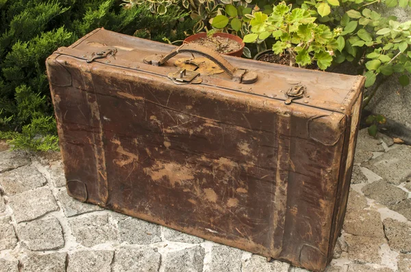Παλιά βαλίτσα grunge — Φωτογραφία Αρχείου