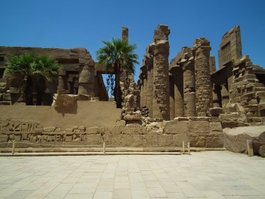 Güneş tanrısı Tapınağı