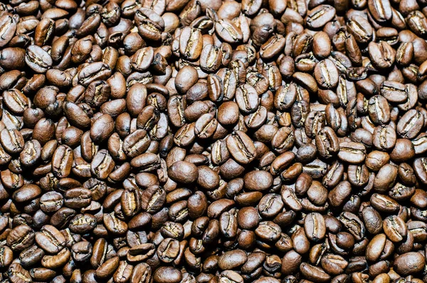 Roasted coffee beans, can be used as a background. — Stock Photo, Image