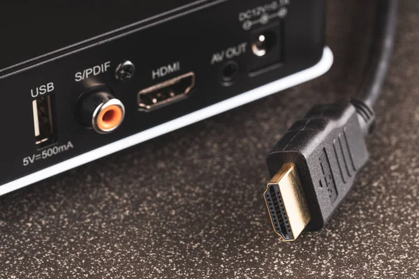 Hdmi Kablosunu Aygıttan Ayırmak Video Izlemek Için Aygıtın Arkasındaki Bağlantıları — Stok fotoğraf