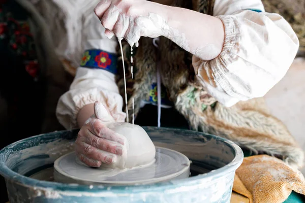 Potter Moistens Clay Process Work Convenience Working Potter Wheel — Stock Photo, Image