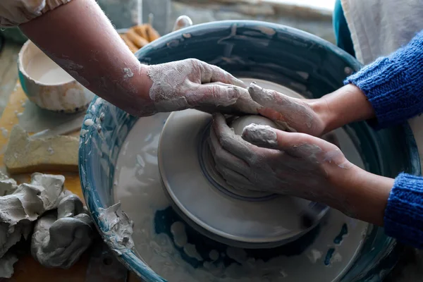 Potters Courses Master Guides Disciple Hands Potter His Ward Process — Stock Photo, Image