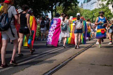 Viyana, Avusturya - 19 Haziran 2021: Viyana 'da Sosis Halkası Gururu