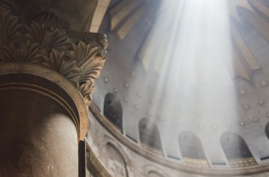 Sunbeam kilise kubbe iç 