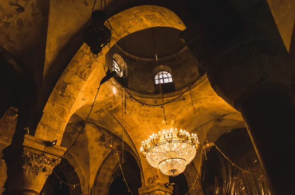 Cúpula de la iglesia medieval —  Fotos de Stock