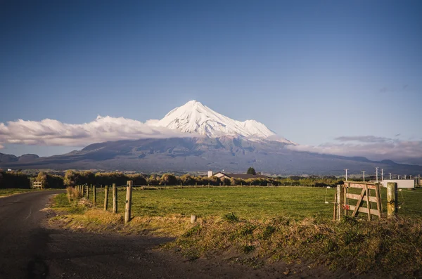 Monte Taranaki, el Fuji de Nueva Zelanda — Foto de Stock