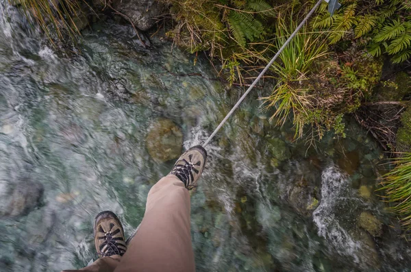 Walkwire, farliga enda tråd bridge Pov — Stockfoto