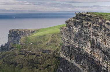 Moher, İrlanda'nın Simgesel Yapı kayalıklarla