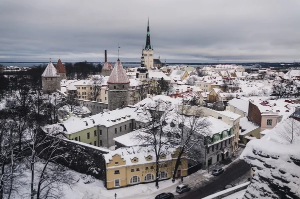 Cidade de Tallinn, Estónia, no Inverno Fotografia De Stock