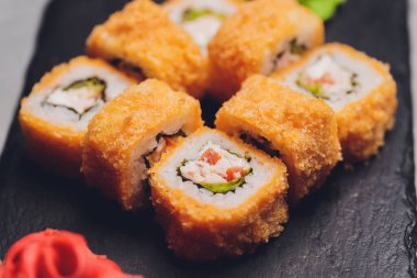 Suşi, tempura, Japon yemeği, geleneksel Japon mutfağı, Çıtır Karides Tempura Roll..