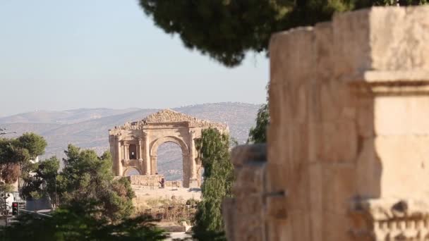 JARASH, JORDAN - 21 Νοεμβρίου 2018: Η θέα του σύγχρονου κέντρου της πόλης του Αμμάν, της πρωτεύουσας της Ιορδανίας, της Μέσης Ανατολής". — Αρχείο Βίντεο