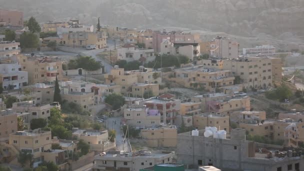 JARASH, JORDAN - NOVEMBER 21, 2018: Utsikten över den moderna stadskärnan i Amman, Jordaniens huvudstad, Mellanöstern". — Stockvideo