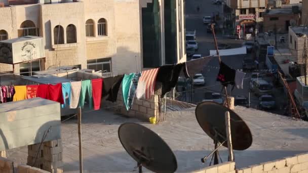 JARASH, JORDAN - 21 Kasım 2018: Ürdün, Ortadoğu 'nun başkenti Amman' ın modern şehir merkezi". — Stok video