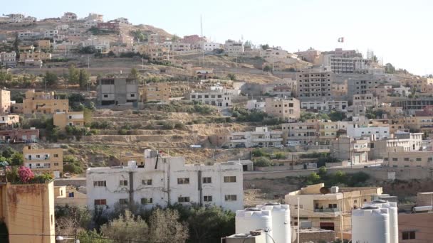JARASH, GIORDANIA - 21 NOVEMBRE 2018: La vista del moderno centro di Amman, la capitale della Giordania, Medio Oriente". — Video Stock