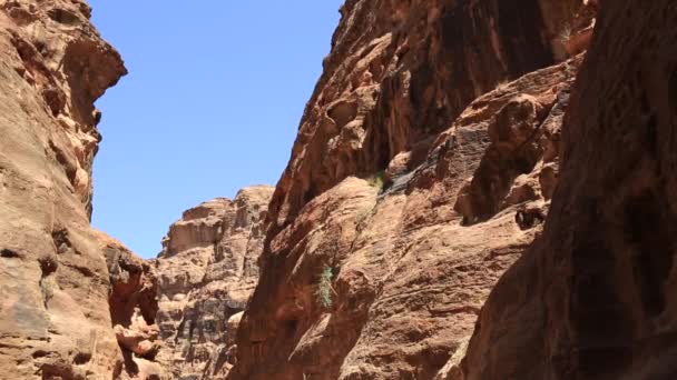 Vista Elevada del Monasterio o El Deir en la Antigua Ciudad de Petra, Jordania, — Vídeos de Stock