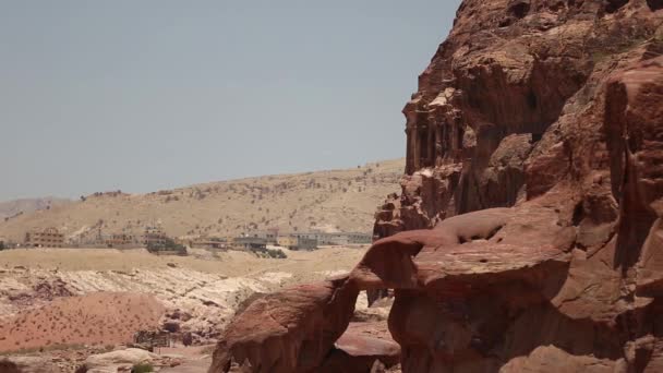 Widok na klasztor lub El Deir w starożytnym mieście Petra, Jordania, — Wideo stockowe