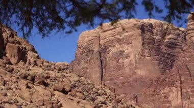 Ürdün Haşim Krallığı 'ndaki Wadi Rum Çölü' nün güzel manzarası, aynı zamanda Ay Vadisi olarak da bilinir..