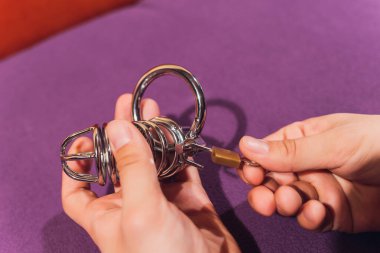 Dildo vibrator magic wand massager sex toy humming bird attachment used for sexy adult games for male penis orgasm.