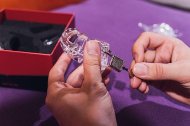 Dildo vibrator magic wand massager sex toy humming bird attachment used for sexy adult games for male penis orgasm.