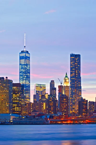 New York City, USA bei Sonnenuntergang — Stockfoto