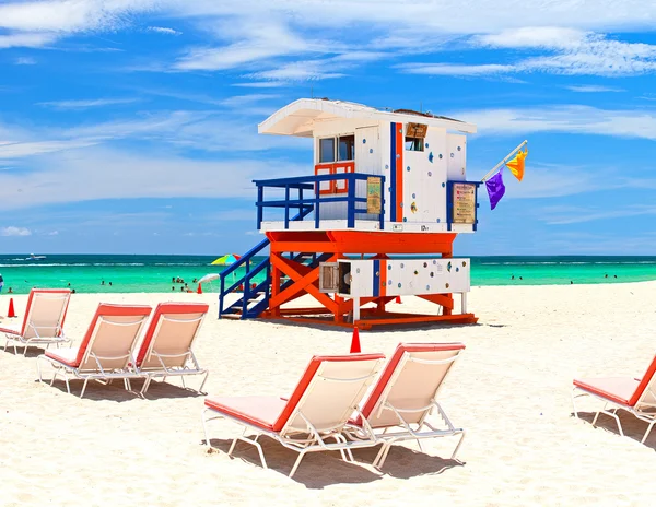 Art-déco-Badehaus am Strand von Miami — Stockfoto