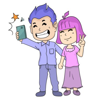 Evli çift selfie çekiyor.