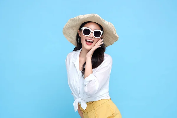 Joven Hermosa Mujer Asiática Ropa Casual Verano Con Sombrero Paja — Foto de Stock