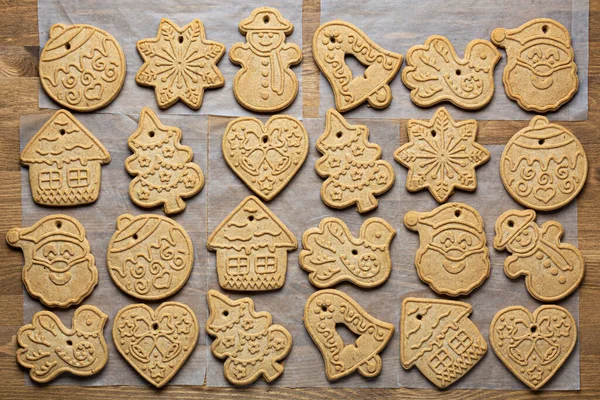 Achtergrond Kerstkoekjes Een Houten Tafel — Stockfoto