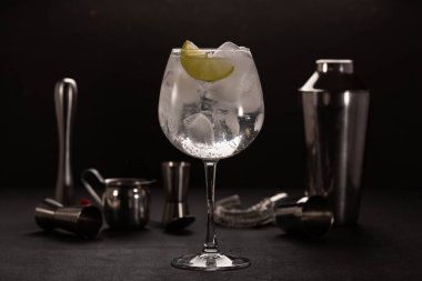 Bar ve alkollü kokteyl konsepti