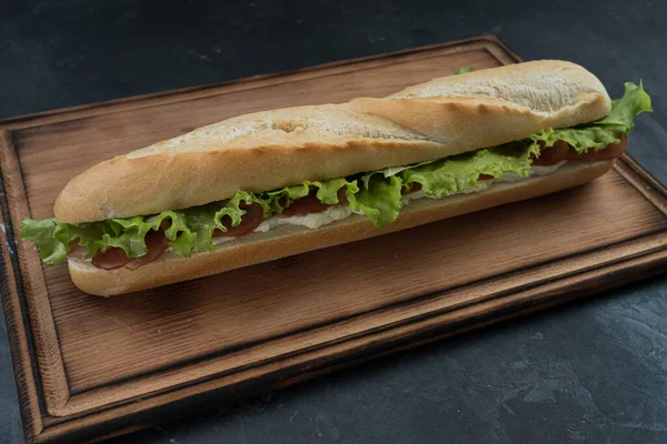 Вкусный Сэндвич Ветчиной Зеленью — стоковое фото