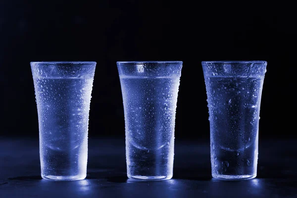 ウォッカテキーララム酒グラスのクローズアップ — ストック写真
