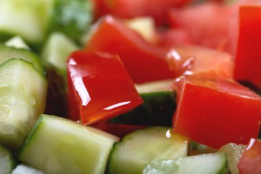 Taze sebze salatası yakın plan. Sağlıklı gıda konsepti, vejetaryen yemekleri