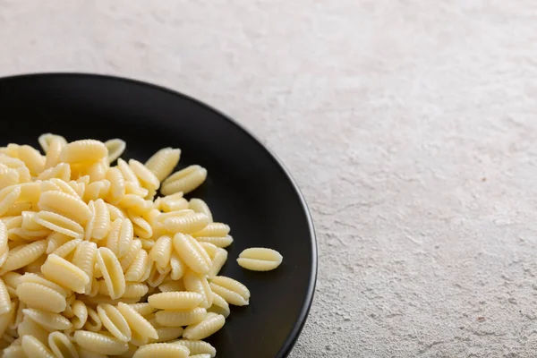 Pâtes Végétariennes Fraîchement Cuites Gros Plan Dans Une Poêle Cuisine — Photo