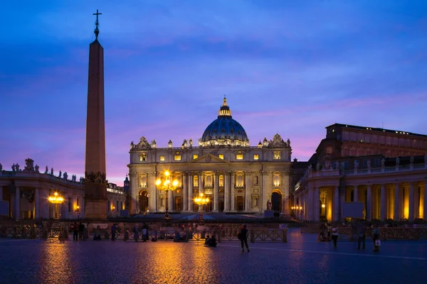 Vatikanische blaue Stunde — Stockfoto