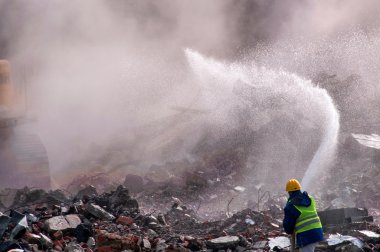 Binaların kentsel kırıcı