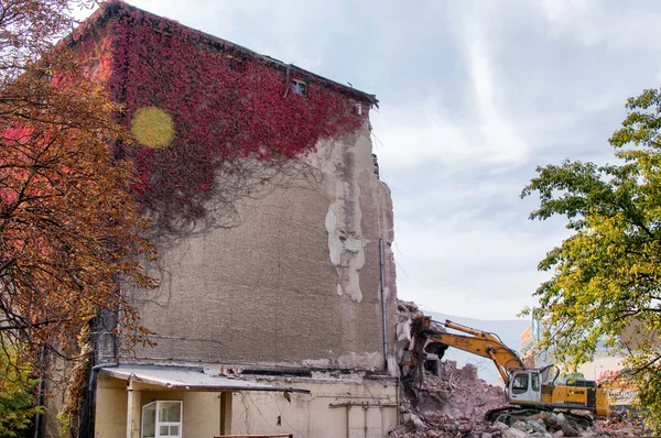 Demolition of buildings in urban — Stock Photo, Image