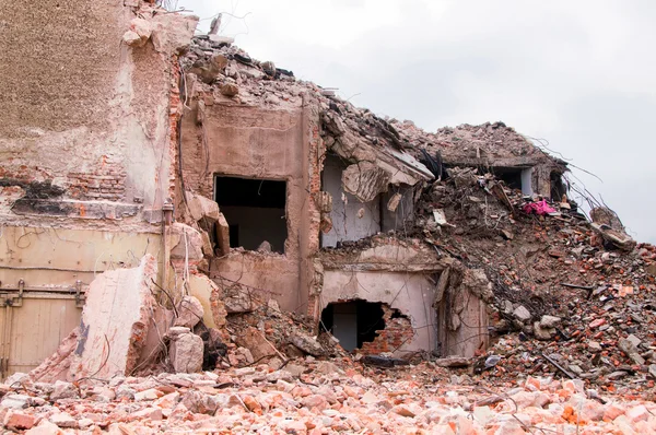 Abriss von Gebäuden in städtischen Gebieten — Stockfoto