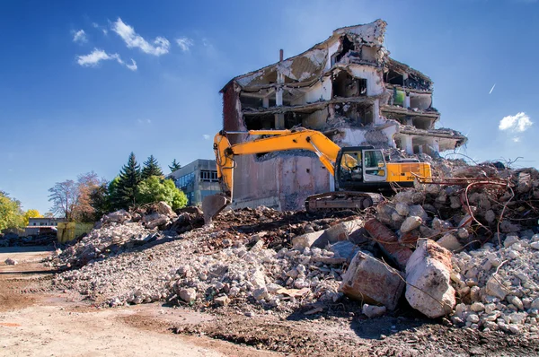 Abriss von Gebäuden in städtischen Gebieten — Stockfoto