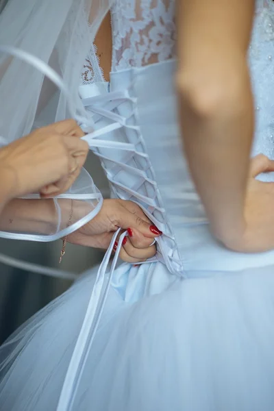 Os vestidos de noiva — Fotografia de Stock