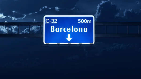 Barcelona İspanya Otoban yol işareti — Stok fotoğraf
