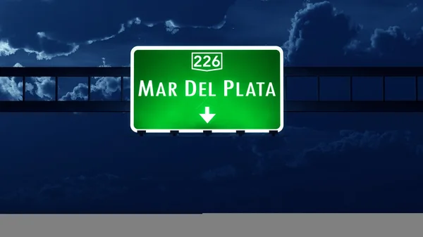 Mar Del Plata Argentina Highway Road Sign at Night — Stok Foto