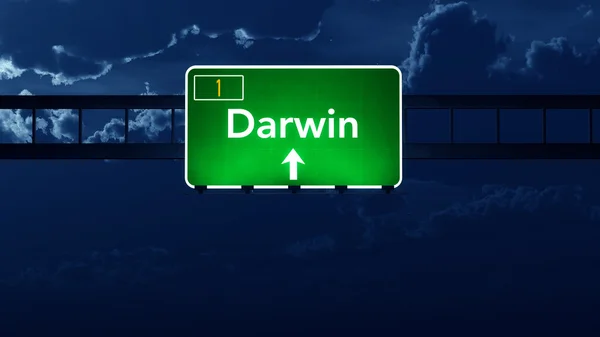 Darwin Australia Highway Road Sign di notte — Foto Stock