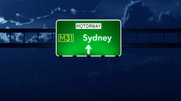 Sydney Australië Highway Road Sign at Night — Stockfoto