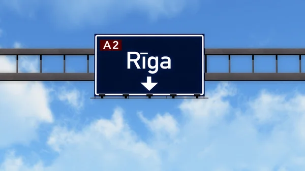 Riga Letonya Otoban yol işareti — Stok fotoğraf